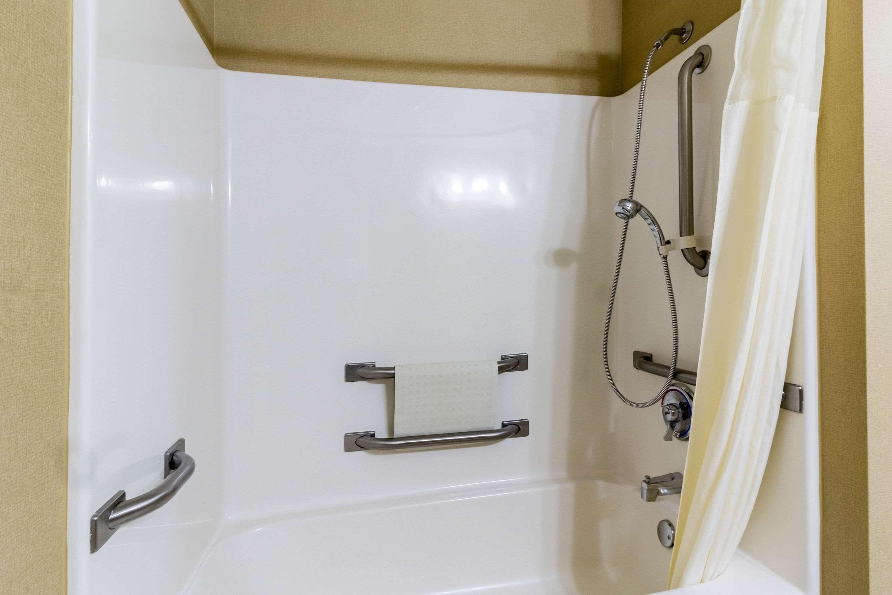 Quality Inn Marshall Mn Near University Екстер'єр фото
