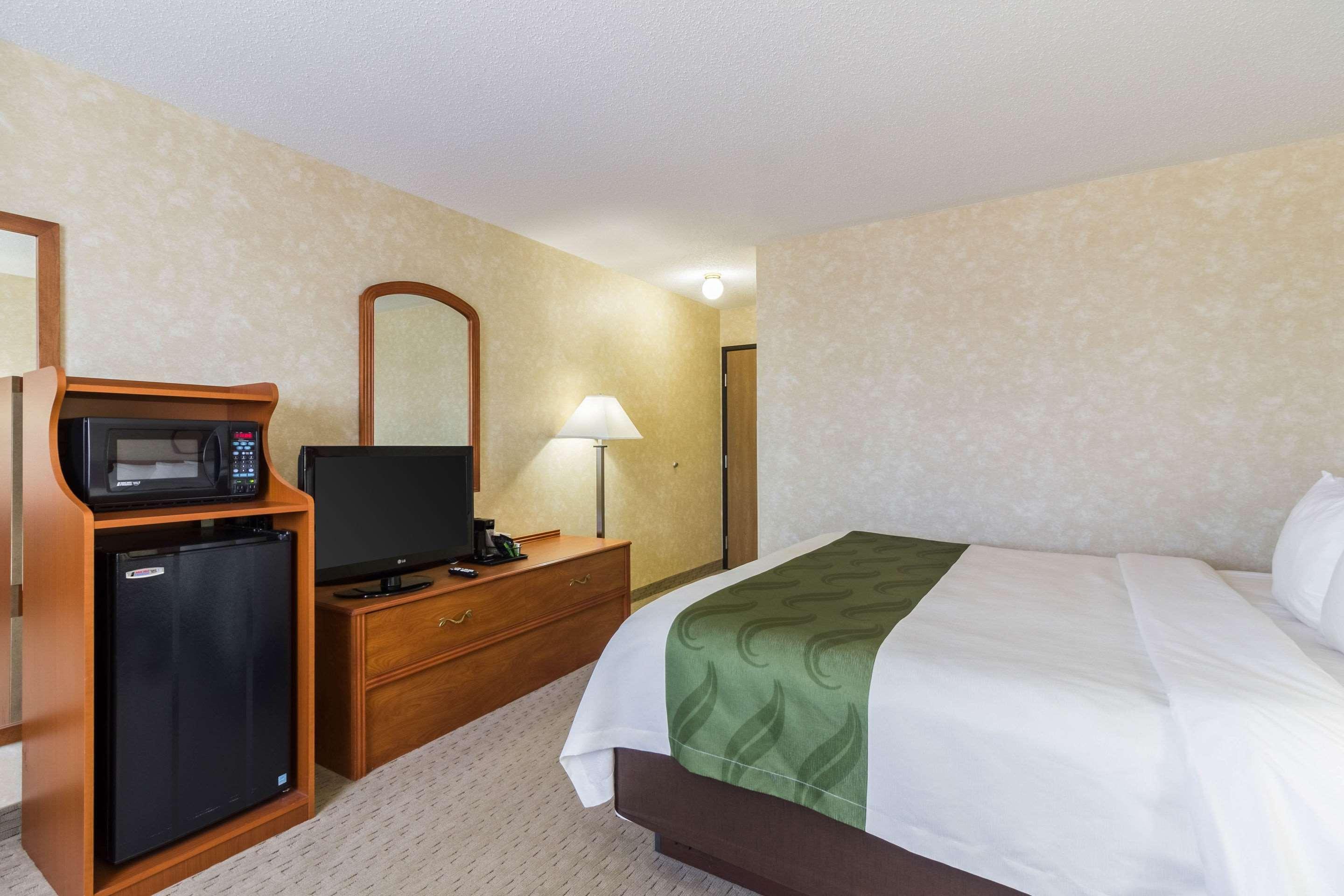 Quality Inn Marshall Mn Near University Екстер'єр фото