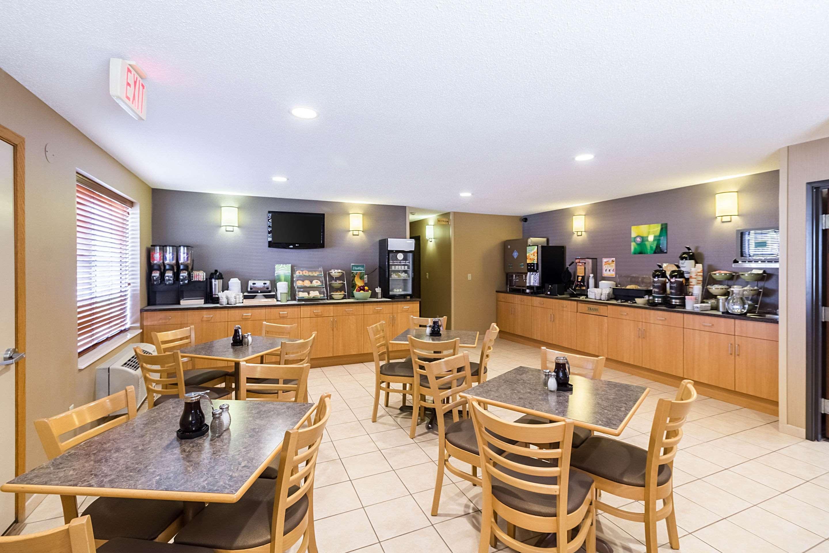 Quality Inn Marshall Mn Near University Екстер'єр фото