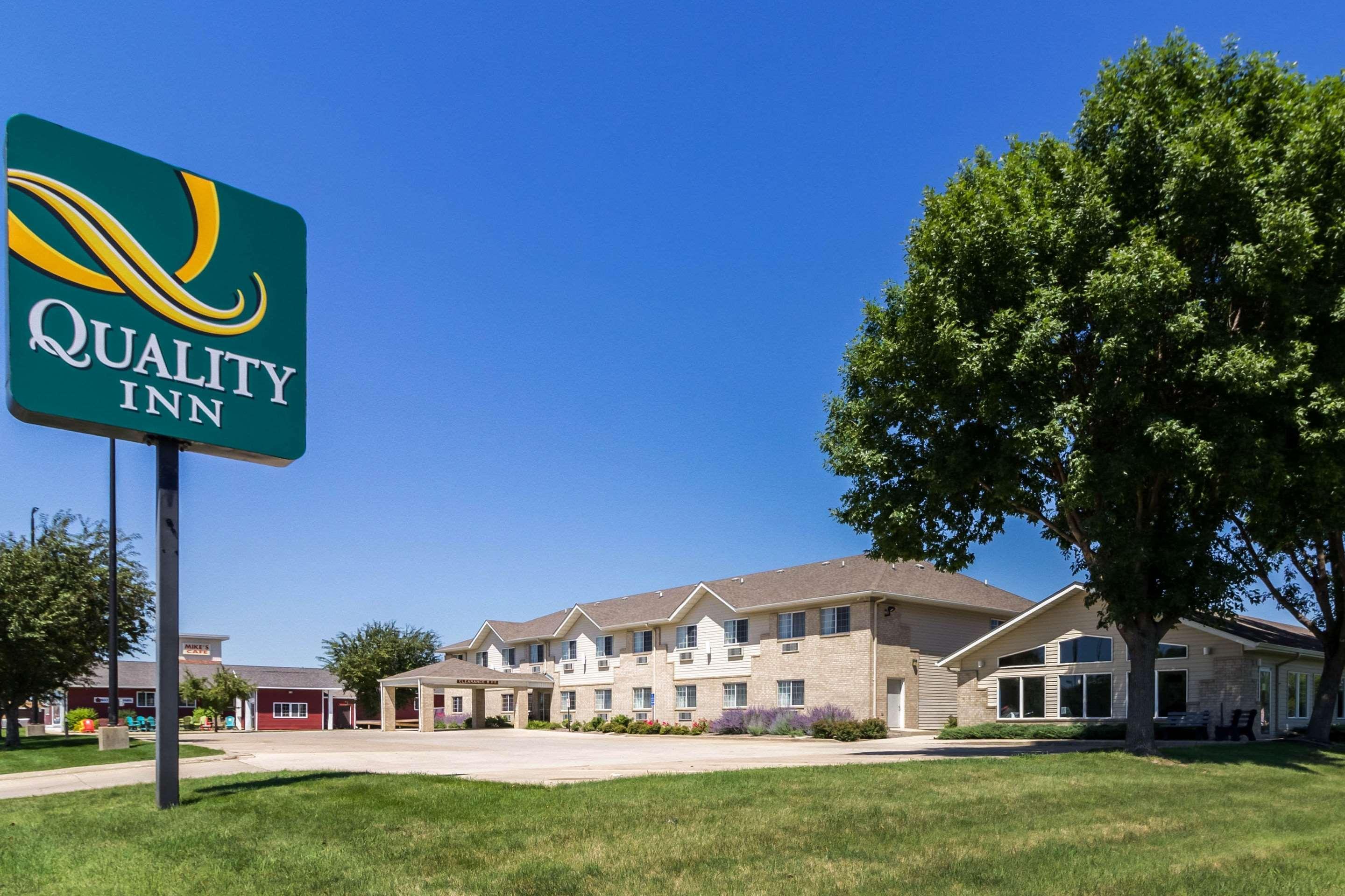 Quality Inn Marshall Mn Near University Екстер'єр фото
